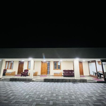 The Tendoinn Pollāchi Extérieur photo